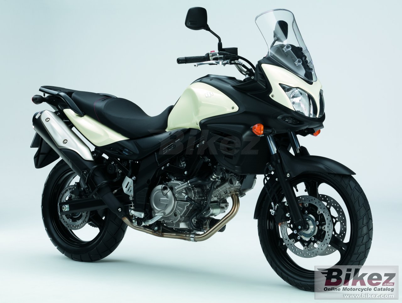 Big Suzuki v-strom 650 abs picture and wallpaper from Bikez.com